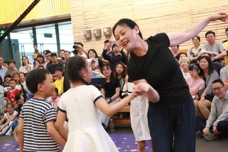 集團(tuán)黨支部參加986星星音樂(lè)會(huì)