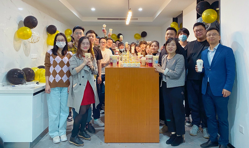 綠時(shí)入駐新辦公室啦